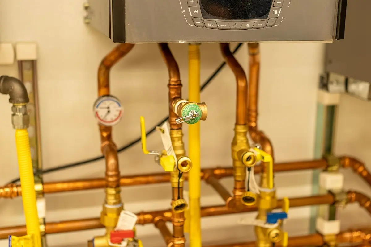 Licensed technician providing Slab Leak Repair for a homeowner in Fabens